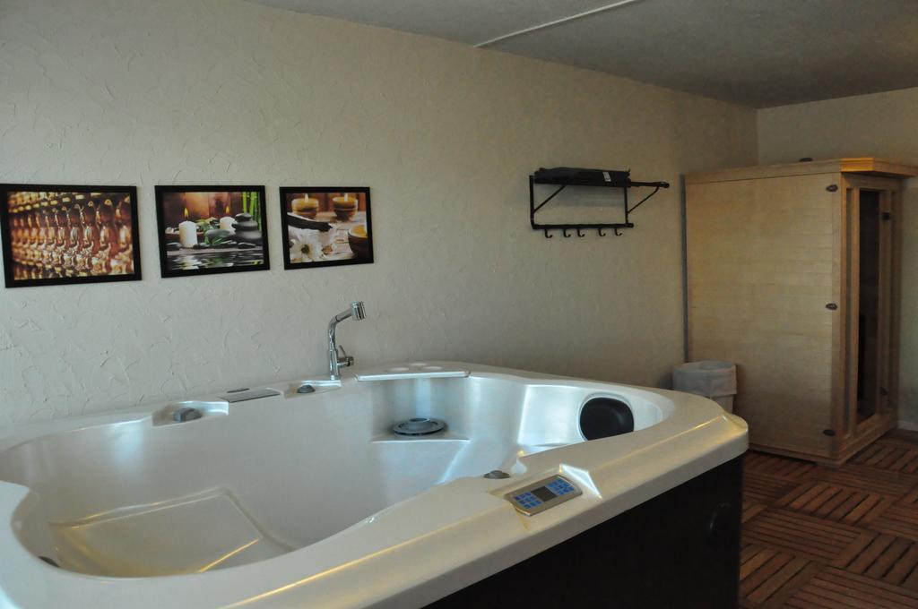 Hotel Les Clarines Лес дьо Алпс Екстериор снимка