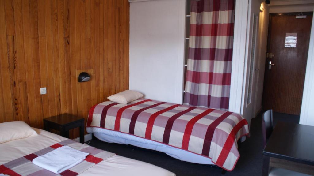 Hotel Les Clarines Лес дьо Алпс Стая снимка